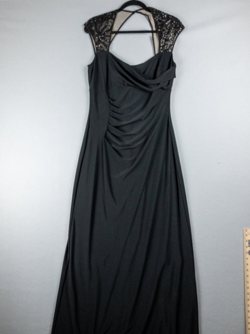 Lauren Ralph Lauren Evening Black Sequin Lace Cap Sleeve Ruched Gown Dress 14